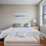 Luxury Townhouse In Nyc