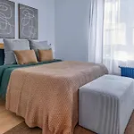 Spacious 3Bedroom With Ac Near Mccarren Park Brooklyn Stay