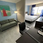 Travelodge By Wyndham Queens