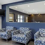 Avion Near Lga Airport, An Ascend Collection New York