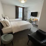 Mimosa Hotel