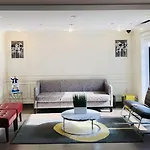 Ramada By Wyndham Staten Island Hotel