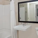 Ramada By Wyndham Staten Island Hotel