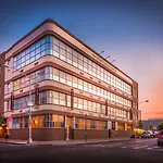 Pointe Plaza Hotel (Adults Only)