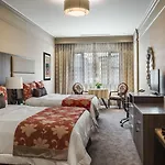 Opera House Hotel 3*