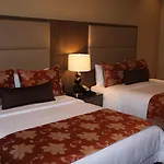 Opera House Hotel 3*