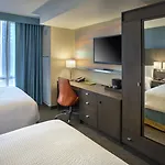 Courtyard By Marriott Manhattan/chelsea