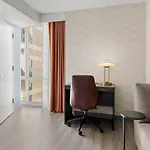 Courtyard By Marriott Manhattan/chelsea Hotel