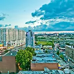 Hyatt Place Flushing/LaGuardia Airport