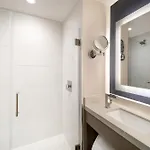 Doubletree By Hilton Long Island City, Ny 3*