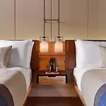 1 Park Hotel