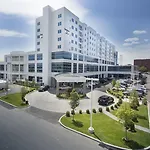 Residence Inn By Marriott The Bronx At Metro Center Atrium