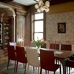 Hotel Arlington Place