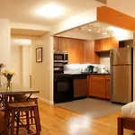 Sanctuary Nyc Retreats 4*
