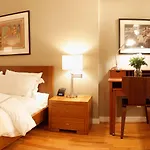 Guest house Sanctuary Nyc Retreats 4*