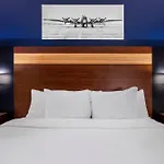 Avion Near Lga Airport, An Ascend Collection Hotel