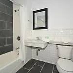 Bogart Hotel 3*