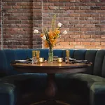 Arlo Williamsburg 5*