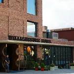Arlo Williamsburg New York