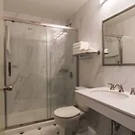 John Hotel