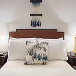 Hotel Redford