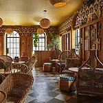 Hotel Freehand 4*