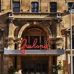 Hotel Freehand