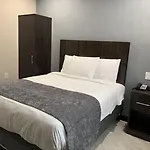 Alden Hotel 2*