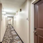 Hotel Wyck & Near Jfk Airport 2*