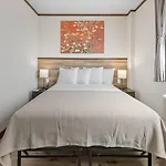 Highbridge Hotel