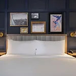 Hotel Voco Fiorello - Laguardia Airport By Ihg 4*