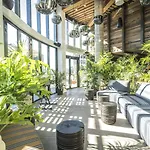 Hotel Made 4*