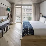 Hotel Made