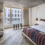 Hotel Made 4*