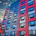 Super 8 By Wyndham Bronx Near Botanical Garden 2*