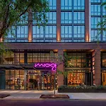 Moxy Brooklyn Williamsburg
