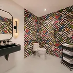 Moxy Nyc Lower East Side Hotel