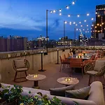 Moxy Nyc Lower East Side Hotel