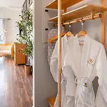 The Modernist Hotel 2*