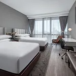 Hotel Four Points By Sheraton Flushing 4*