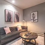 Best Location! 3Br Apartment Near Empire State, Madison Square Garden