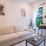 Sunny 3Bd Brooklyn Getaway