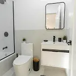Apartment Industrial Style Brooklyn Retreat W Balcony