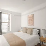 Spacious 3Br - Walk To Times Square, Empire State Building And More!