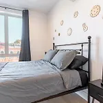 Industrial Style Brooklyn Retreat W Balcony