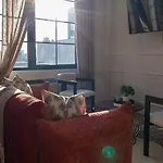 Lux Bronx Apt Rooftop, Pool, Gym, Cinema