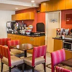Comfort Jfk Airport 2*
