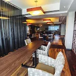 Liberty Towers - A Premier Furnished *