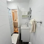 Comfortable 2br & 2 Bath In Downtown Nyc New York