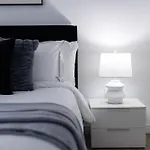 Apartment Stylish Nyc Haven Steps To Broadway & Dining